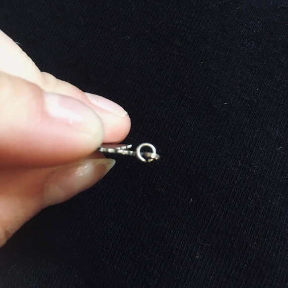 Patriotic charm! 🇨🇦🍁 - Picture 5 of 5